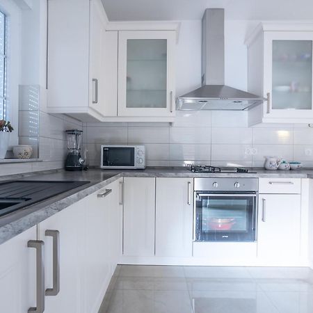 Apartments Sandrina Vrsi Εξωτερικό φωτογραφία