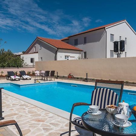 Apartments Sandrina Vrsi Εξωτερικό φωτογραφία