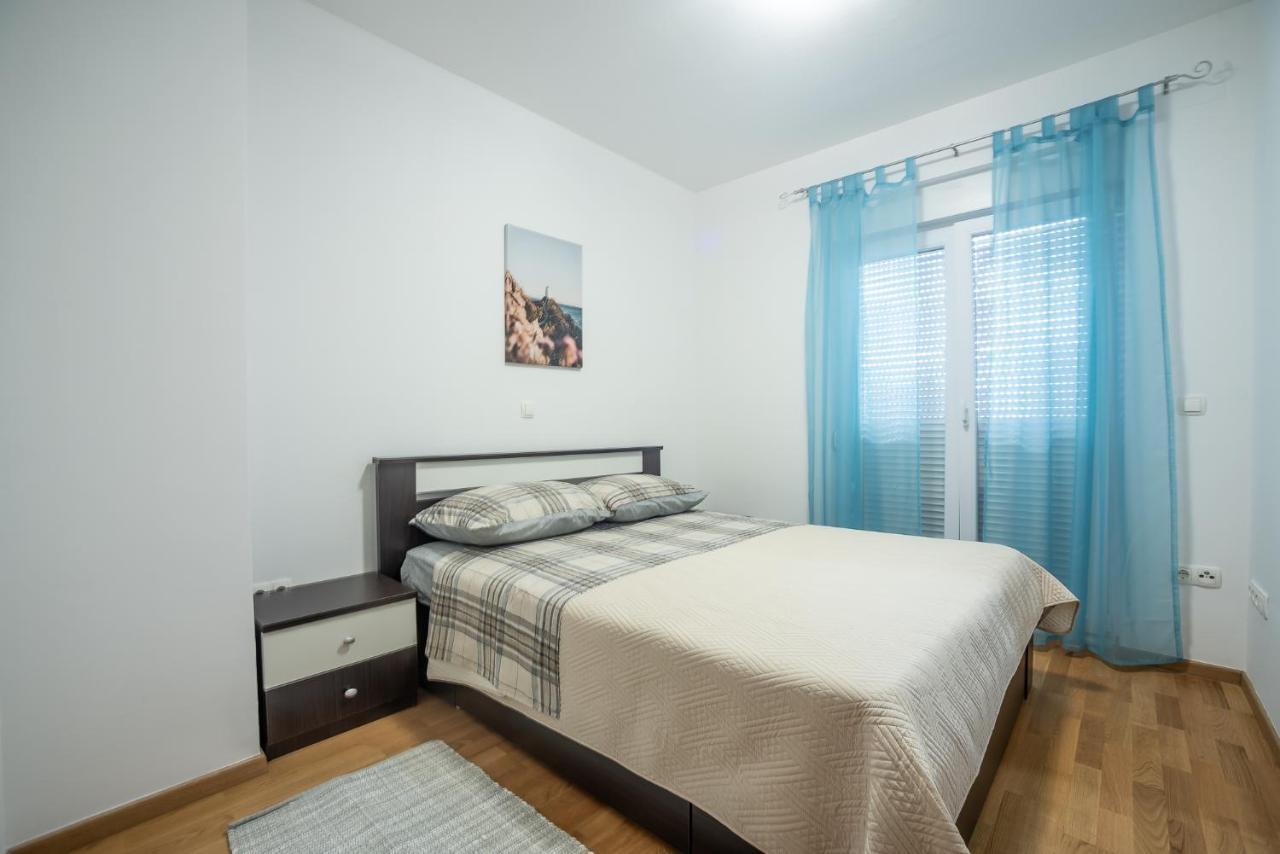 Apartments Sandrina Vrsi Εξωτερικό φωτογραφία