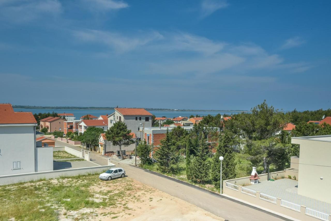 Apartments Sandrina Vrsi Εξωτερικό φωτογραφία