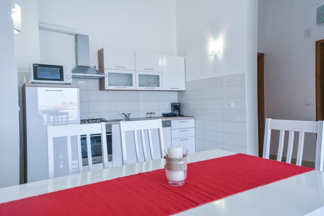 Apartments Sandrina Vrsi Εξωτερικό φωτογραφία