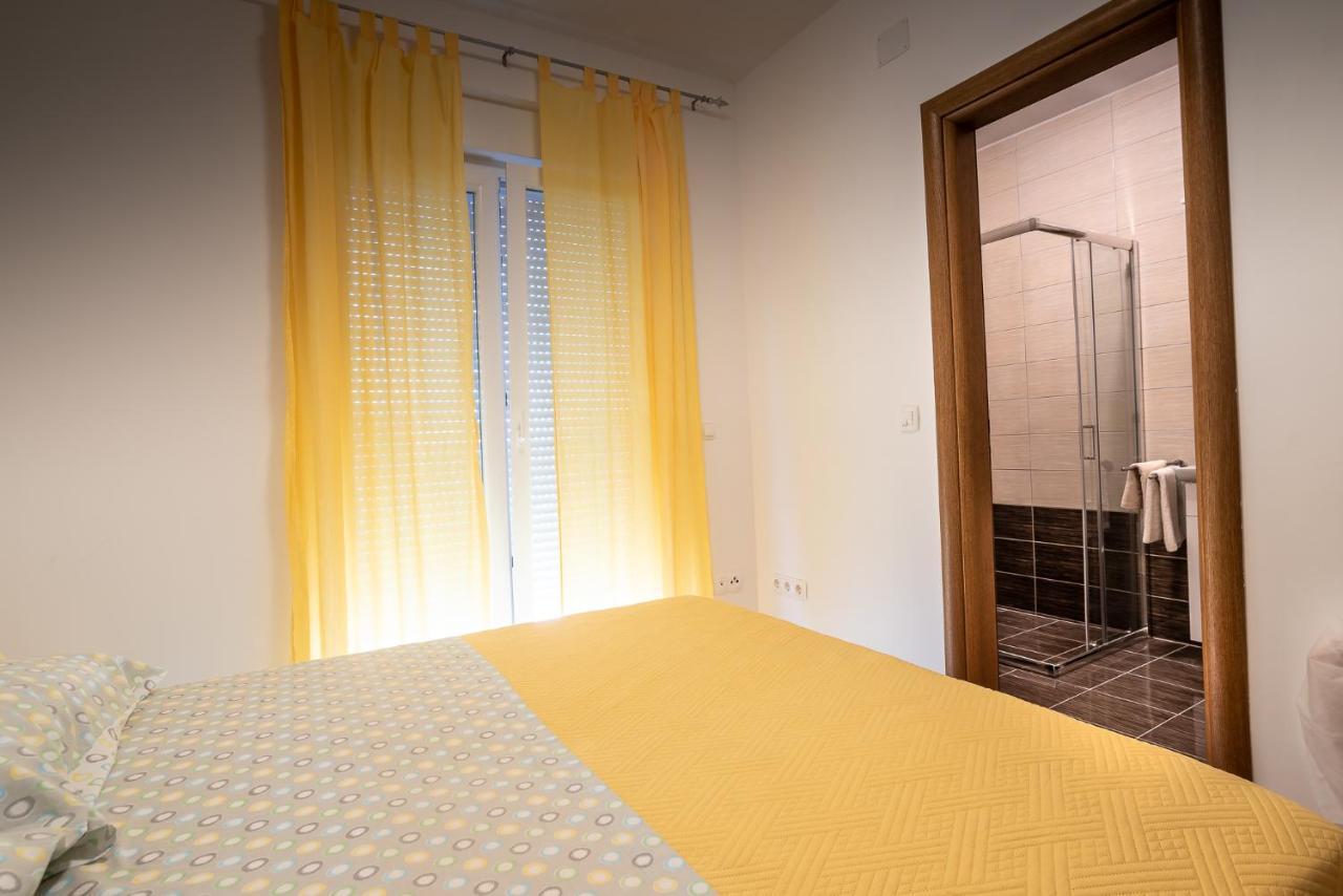 Apartments Sandrina Vrsi Εξωτερικό φωτογραφία