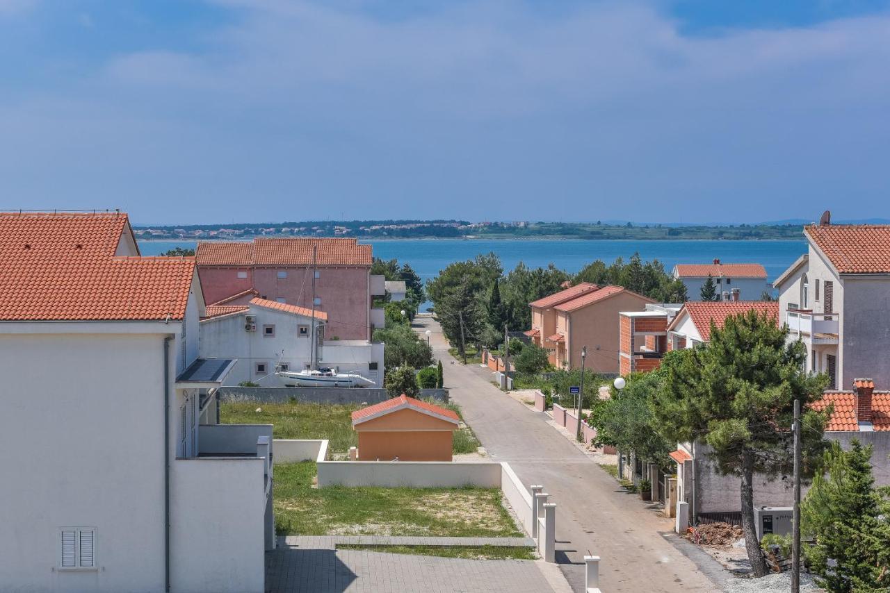 Apartments Sandrina Vrsi Εξωτερικό φωτογραφία