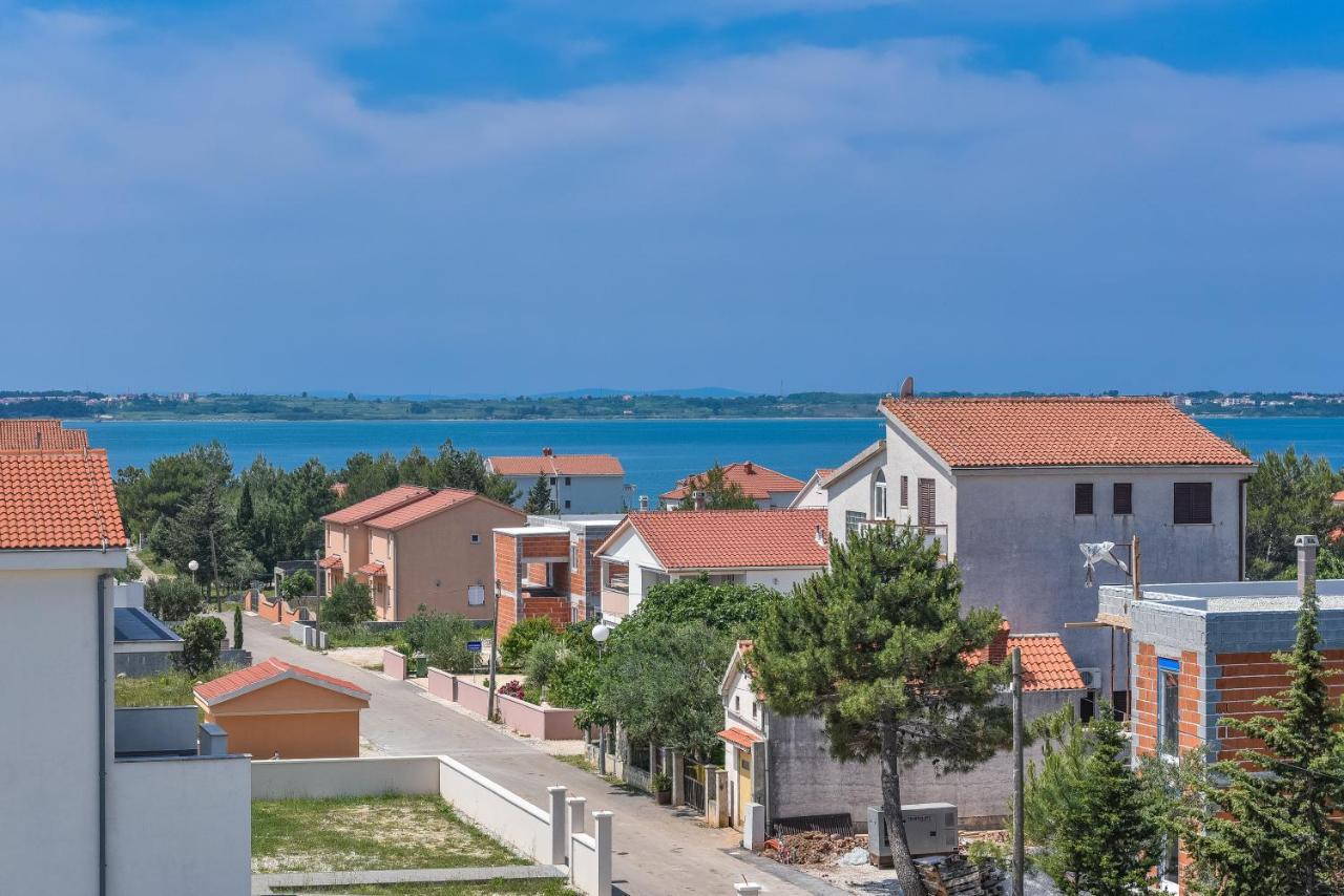 Apartments Sandrina Vrsi Εξωτερικό φωτογραφία